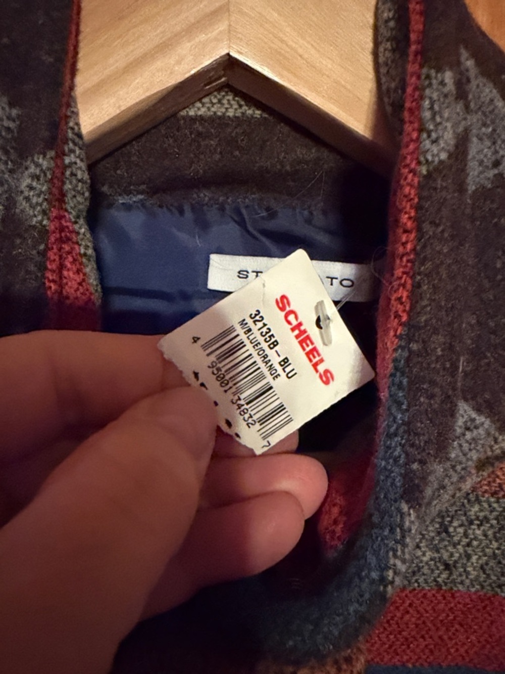 Staccato Multi-Color Patterned Women’s Vest - Picture 3 of 10